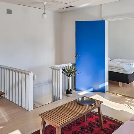 3 Bedroom Pet Friendly In *