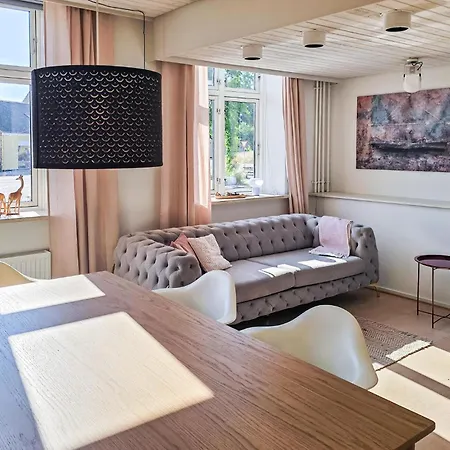 3 Bedroom Pet Friendly In Appartamento Fåborg